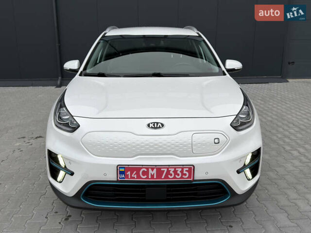 Белый Киа Niro, объемом двигателя 0 л и пробегом 39 тыс. км за 23400 $, фото 47 на Automoto.ua