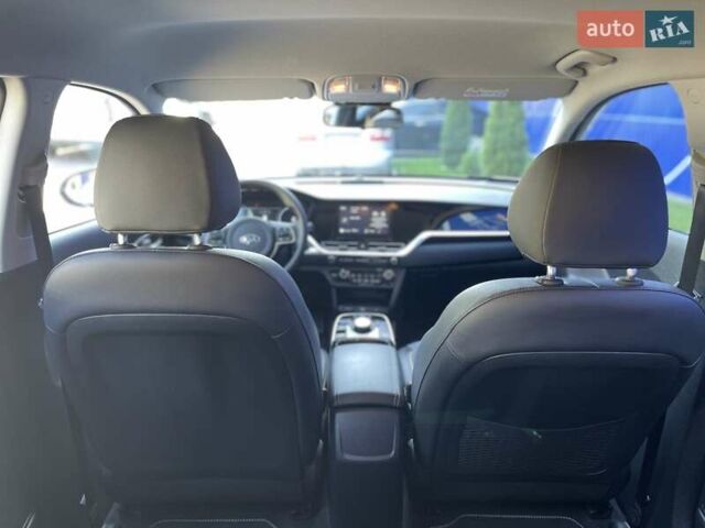 Белый Киа Niro, объемом двигателя 0 л и пробегом 95 тыс. км за 16500 $, фото 57 на Automoto.ua