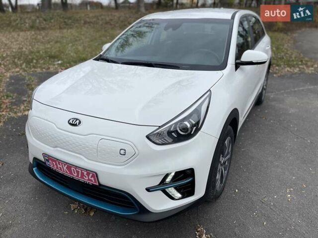 Белый Киа Niro, объемом двигателя 0 л и пробегом 96 тыс. км за 16800 $, фото 12 на Automoto.ua