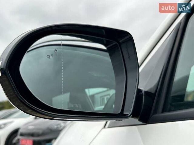 Белый Киа Niro, объемом двигателя 0 л и пробегом 56 тыс. км за 23400 $, фото 12 на Automoto.ua
