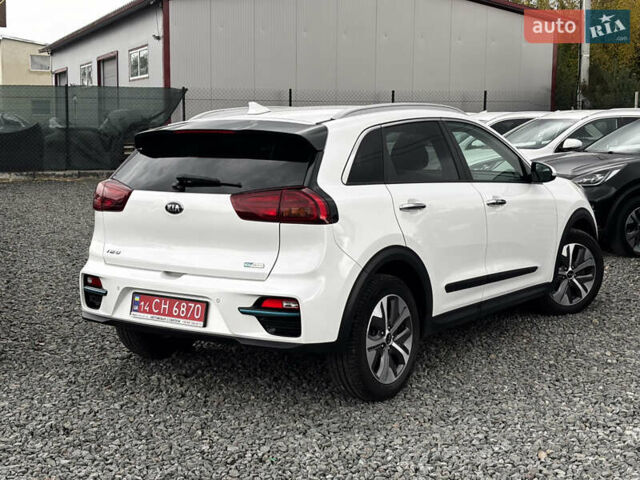 Белый Киа Niro, объемом двигателя 0 л и пробегом 48 тыс. км за 24350 $, фото 8 на Automoto.ua