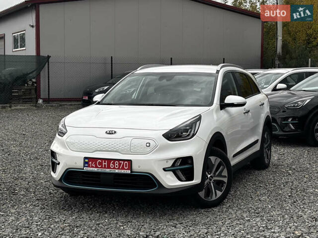 Белый Киа Niro, объемом двигателя 0 л и пробегом 48 тыс. км за 24350 $, фото 5 на Automoto.ua