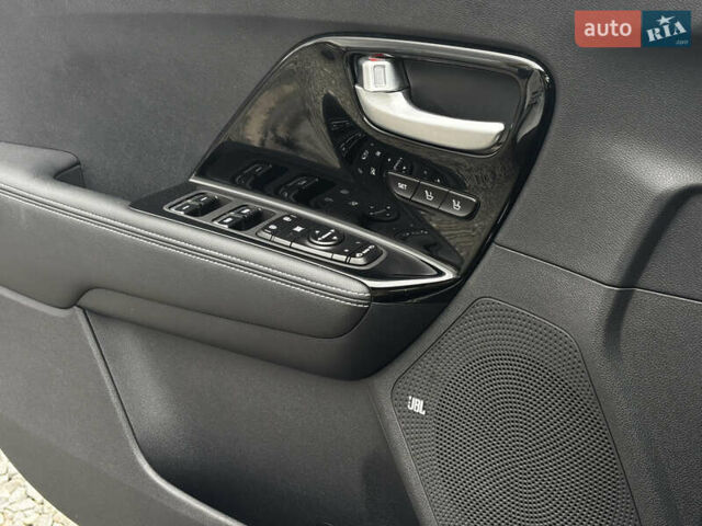 Белый Киа Niro, объемом двигателя 0 л и пробегом 48 тыс. км за 24350 $, фото 24 на Automoto.ua