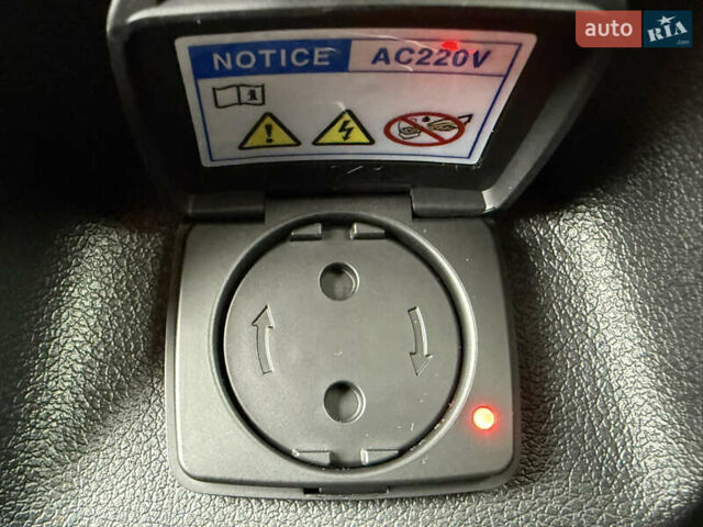 Белый Киа Niro, объемом двигателя 0 л и пробегом 54 тыс. км за 24700 $, фото 93 на Automoto.ua