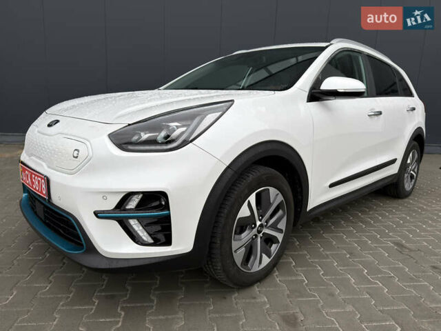 Белый Киа Niro, объемом двигателя 0 л и пробегом 51 тыс. км за 24200 $, фото 1 на Automoto.ua