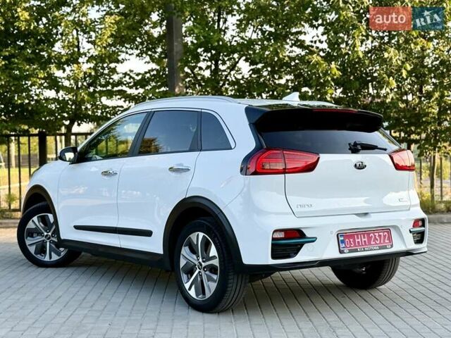 Белый Киа Niro, объемом двигателя 0 л и пробегом 82 тыс. км за 18950 $, фото 15 на Automoto.ua