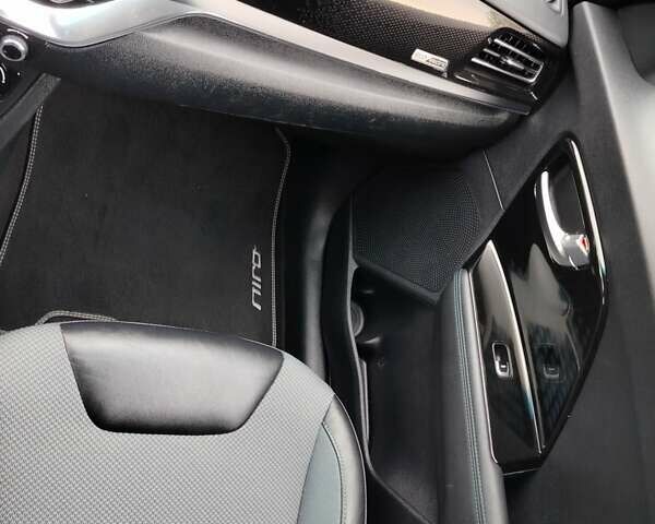 Белый Киа Niro, объемом двигателя 0 л и пробегом 74 тыс. км за 19700 $, фото 33 на Automoto.ua