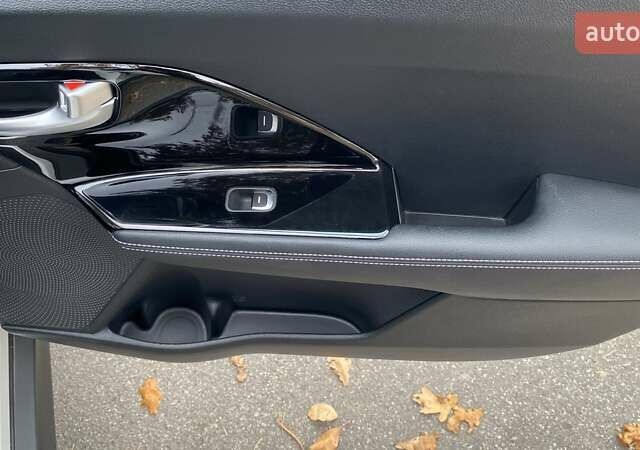 Белый Киа Niro, объемом двигателя 0 л и пробегом 63 тыс. км за 22500 $, фото 32 на Automoto.ua