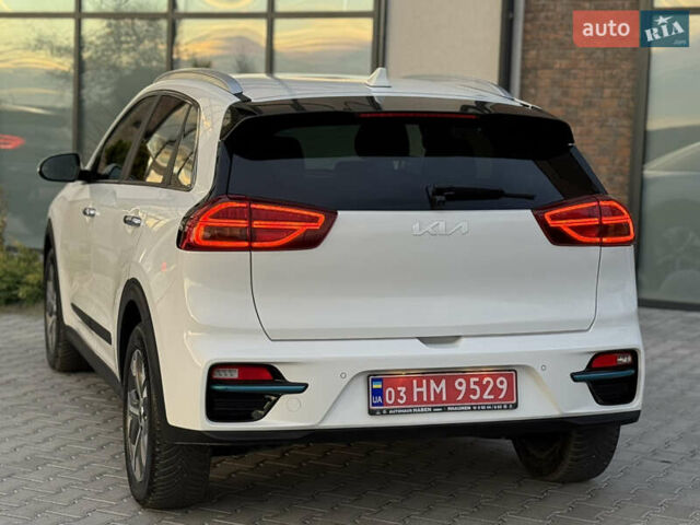 Белый Киа Niro, объемом двигателя 0 л и пробегом 113 тыс. км за 17800 $, фото 23 на Automoto.ua