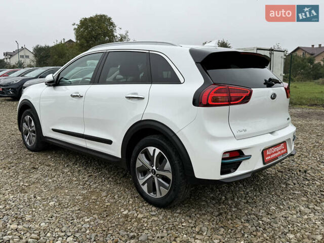 Белый Киа Niro, объемом двигателя 0 л и пробегом 54 тыс. км за 24700 $, фото 20 на Automoto.ua