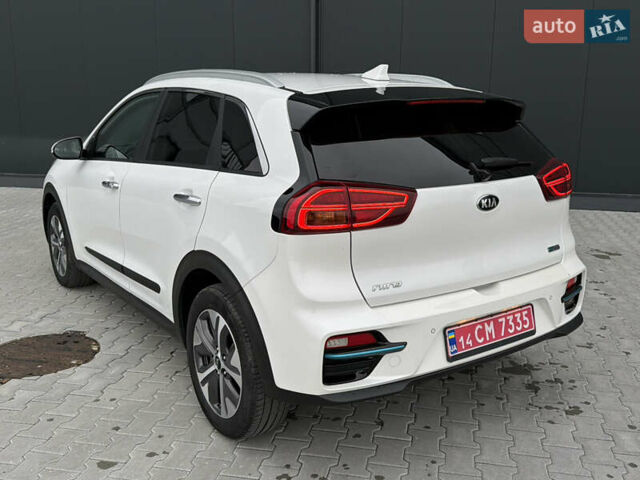 Белый Киа Niro, объемом двигателя 0 л и пробегом 39 тыс. км за 23400 $, фото 89 на Automoto.ua