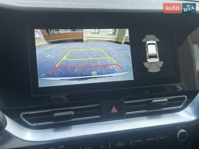 Белый Киа Niro, объемом двигателя 0 л и пробегом 122 тыс. км за 17999 $, фото 52 на Automoto.ua