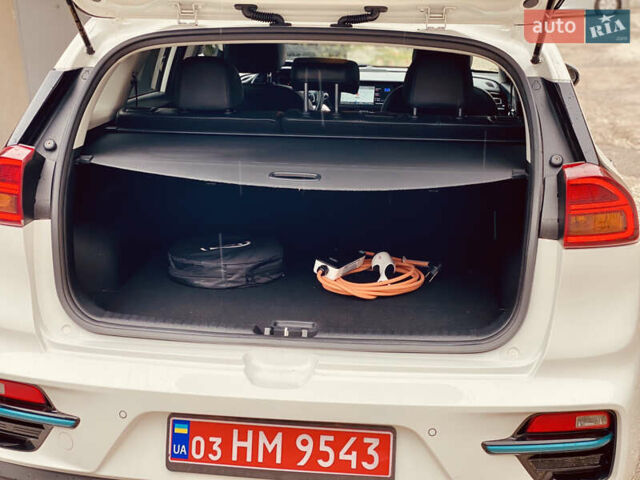 Белый Киа Niro, объемом двигателя 0 л и пробегом 164 тыс. км за 17750 $, фото 34 на Automoto.ua