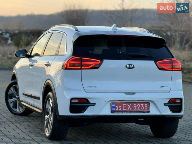 Белый Киа Niro, объемом двигателя 0 л и пробегом 18 тыс. км за 21999 $, фото 17 на Automoto.ua