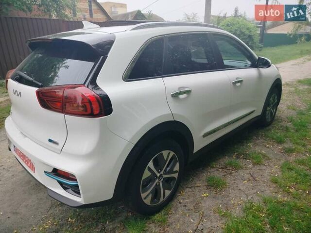 Белый Киа Niro, объемом двигателя 0 л и пробегом 74 тыс. км за 19700 $, фото 12 на Automoto.ua