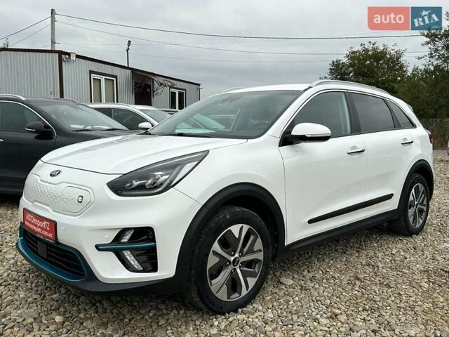 Белый Киа Niro, объемом двигателя 0 л и пробегом 56 тыс. км за 23400 $, фото 16 на Automoto.ua