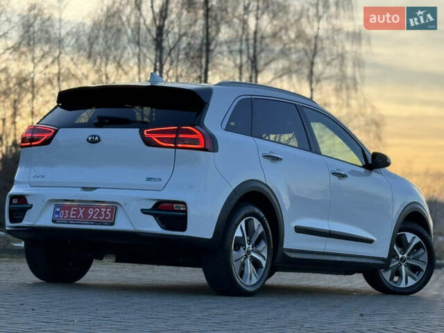 Белый Киа Niro, объемом двигателя 0 л и пробегом 18 тыс. км за 21999 $, фото 22 на Automoto.ua