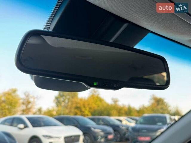 Белый Киа Niro, объемом двигателя 0 л и пробегом 59 тыс. км за 22800 $, фото 50 на Automoto.ua