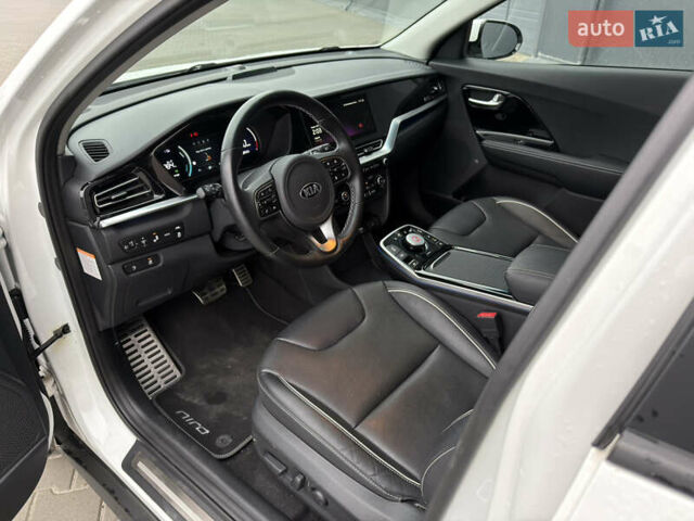 Белый Киа Niro, объемом двигателя 0 л и пробегом 51 тыс. км за 24200 $, фото 13 на Automoto.ua