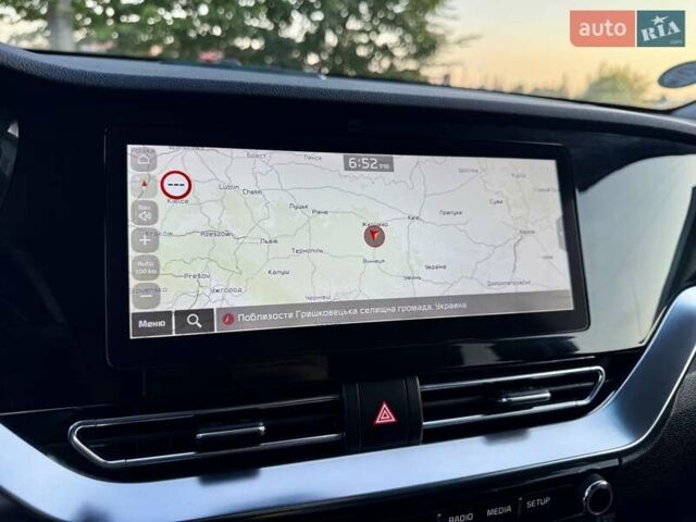 Белый Киа Niro, объемом двигателя 0 л и пробегом 82 тыс. км за 18950 $, фото 73 на Automoto.ua