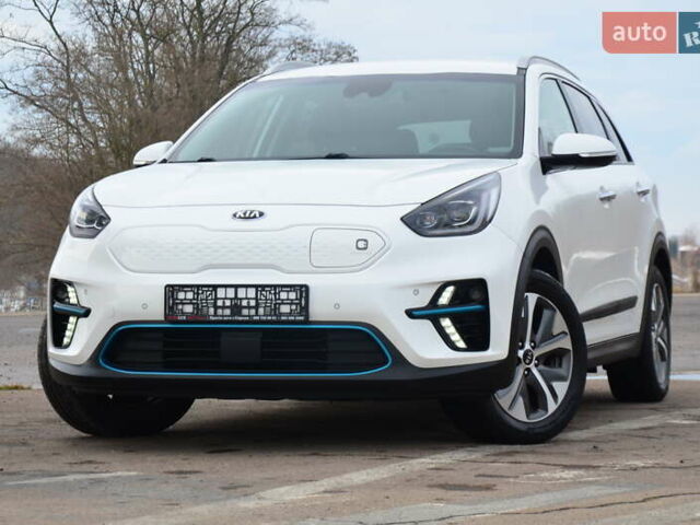 Белый Киа Niro, объемом двигателя 0 л и пробегом 73 тыс. км за 19548 $, фото 11 на Automoto.ua