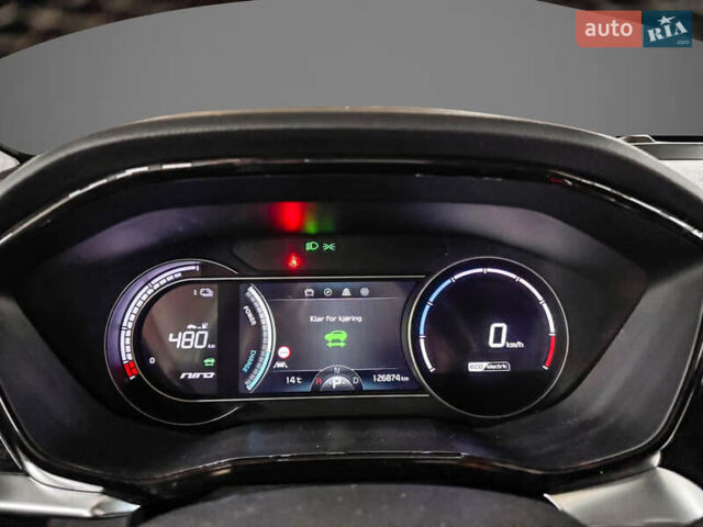 Белый Киа Niro, объемом двигателя 0 л и пробегом 129 тыс. км за 20032 $, фото 16 на Automoto.ua