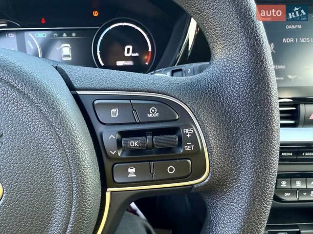 Белый Киа Niro, объемом двигателя 0 л и пробегом 22 тыс. км за 17300 $, фото 13 на Automoto.ua