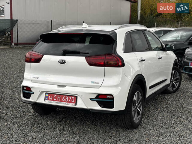 Белый Киа Niro, объемом двигателя 0 л и пробегом 48 тыс. км за 24350 $, фото 10 на Automoto.ua