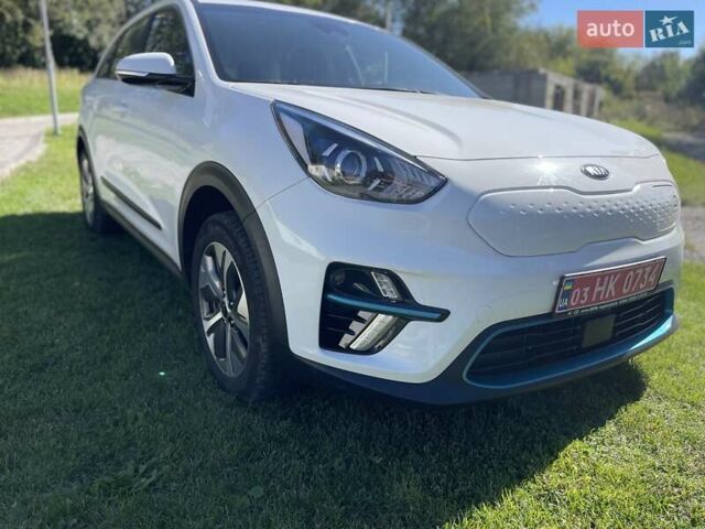 Белый Киа Niro, объемом двигателя 0 л и пробегом 95 тыс. км за 16500 $, фото 35 на Automoto.ua