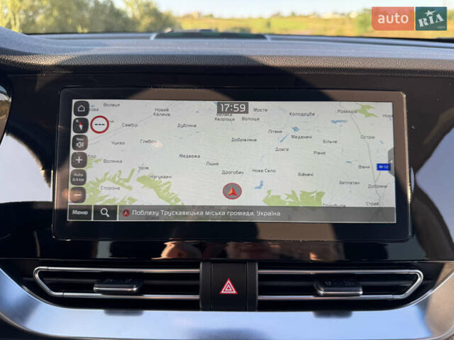 Білий Кіа Niro, об'ємом двигуна 0 л та пробігом 107 тис. км за 20900 $, фото 48 на Automoto.ua