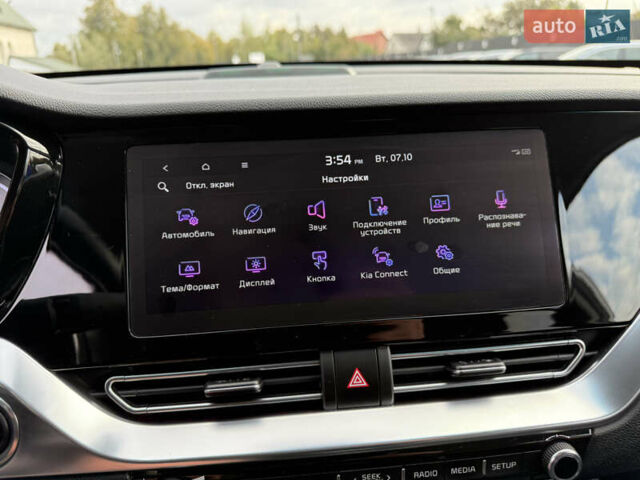 Білий Кіа Niro, об'ємом двигуна 0 л та пробігом 82 тис. км за 23266 $, фото 67 на Automoto.ua