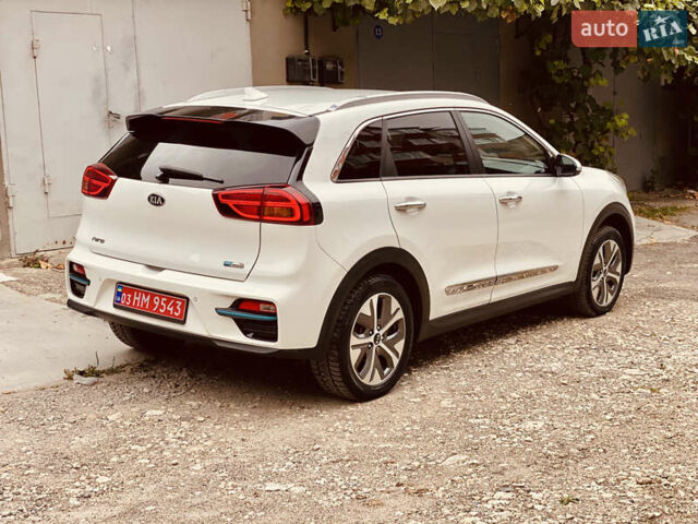 Белый Киа Niro, объемом двигателя 0 л и пробегом 164 тыс. км за 17750 $, фото 20 на Automoto.ua