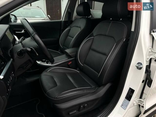Белый Киа Niro, объемом двигателя 0 л и пробегом 38 тыс. км за 24700 $, фото 1 на Automoto.ua