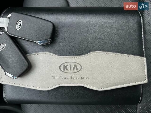 Белый Киа Niro, объемом двигателя 0 л и пробегом 38 тыс. км за 24700 $, фото 83 на Automoto.ua