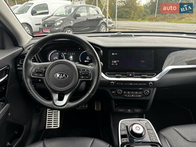 Белый Киа Niro, объемом двигателя 0 л и пробегом 48 тыс. км за 24350 $, фото 34 на Automoto.ua