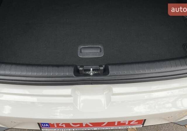 Белый Киа Niro, объемом двигателя 0 л и пробегом 63 тыс. км за 22500 $, фото 40 на Automoto.ua