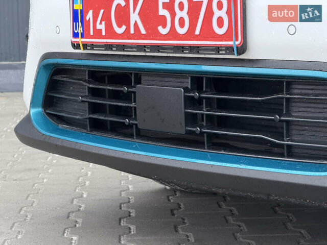 Белый Киа Niro, объемом двигателя 0 л и пробегом 51 тыс. км за 24200 $, фото 10 на Automoto.ua