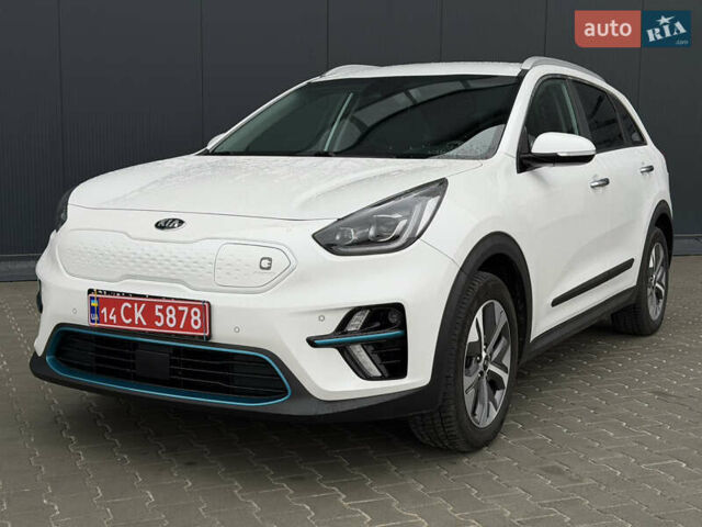 Белый Киа Niro, объемом двигателя 0 л и пробегом 51 тыс. км за 24200 $, фото 5 на Automoto.ua