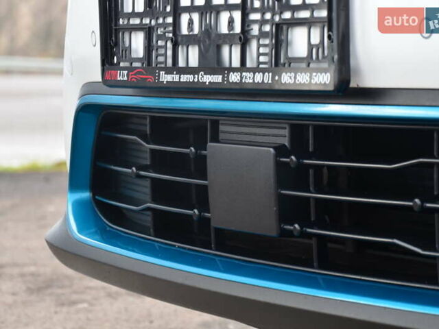 Белый Киа Niro, объемом двигателя 0 л и пробегом 73 тыс. км за 19548 $, фото 6 на Automoto.ua