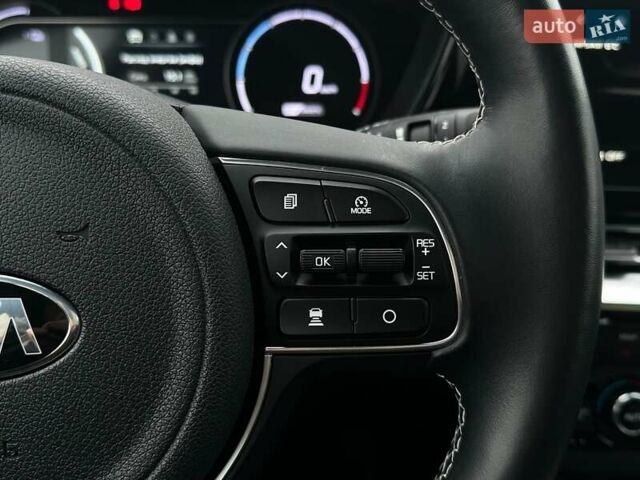 Белый Киа Niro, объемом двигателя 0 л и пробегом 56 тыс. км за 23400 $, фото 37 на Automoto.ua