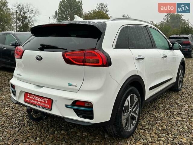 Белый Киа Niro, объемом двигателя 0 л и пробегом 56 тыс. км за 23400 $, фото 20 на Automoto.ua