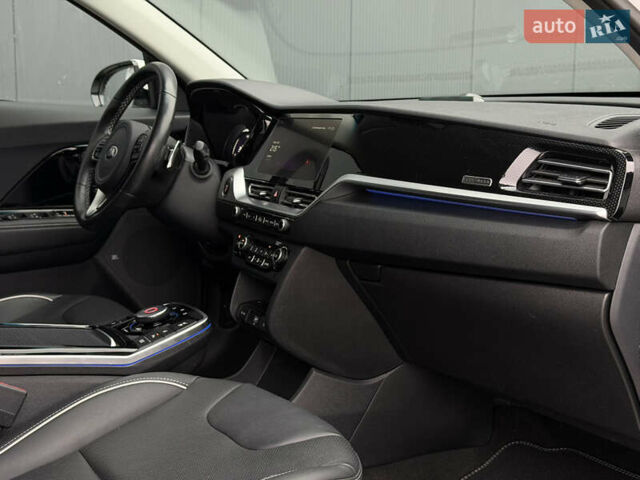 Белый Киа Niro, объемом двигателя 0 л и пробегом 51 тыс. км за 24200 $, фото 67 на Automoto.ua