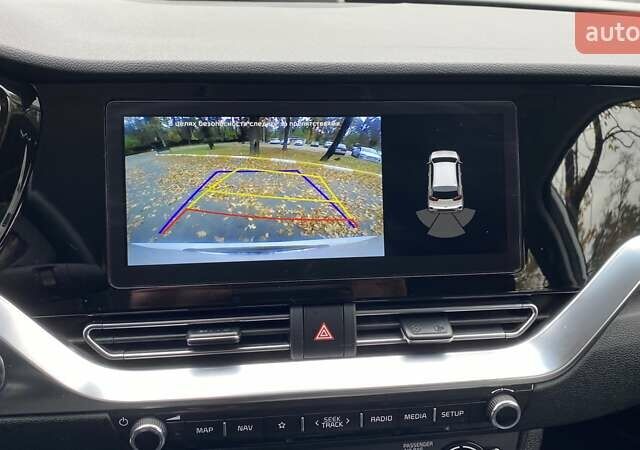 Белый Киа Niro, объемом двигателя 0 л и пробегом 63 тыс. км за 22500 $, фото 27 на Automoto.ua