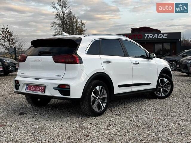 Белый Киа Niro, объемом двигателя 0 л и пробегом 72 тыс. км за 23600 $, фото 12 на Automoto.ua