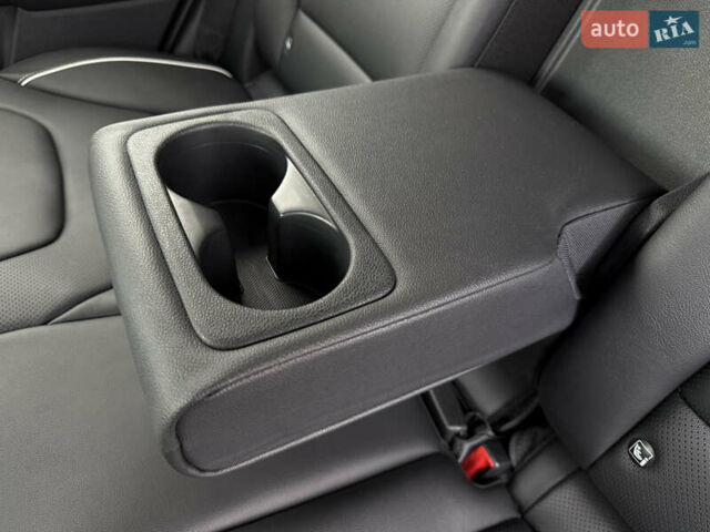 Белый Киа Niro, объемом двигателя 0 л и пробегом 54 тыс. км за 24700 $, фото 95 на Automoto.ua