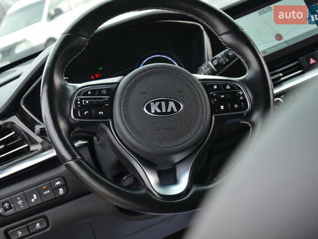 Белый Киа Niro, объемом двигателя 0 л и пробегом 73 тыс. км за 19548 $, фото 53 на Automoto.ua