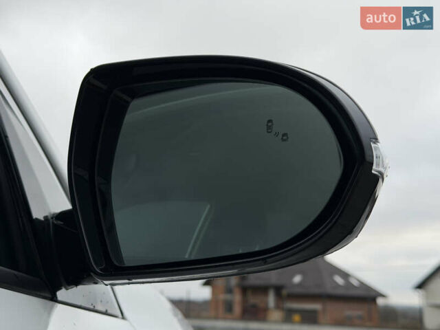 Белый Киа Niro, объемом двигателя 0 л и пробегом 39 тыс. км за 23400 $, фото 52 на Automoto.ua