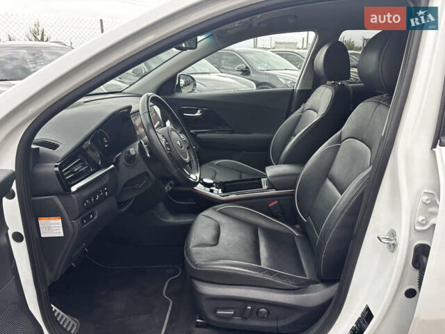 Белый Киа Niro, объемом двигателя 0 л и пробегом 48 тыс. км за 24350 $, фото 17 на Automoto.ua