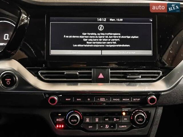 Белый Киа Niro, объемом двигателя 0 л и пробегом 129 тыс. км за 20032 $, фото 17 на Automoto.ua