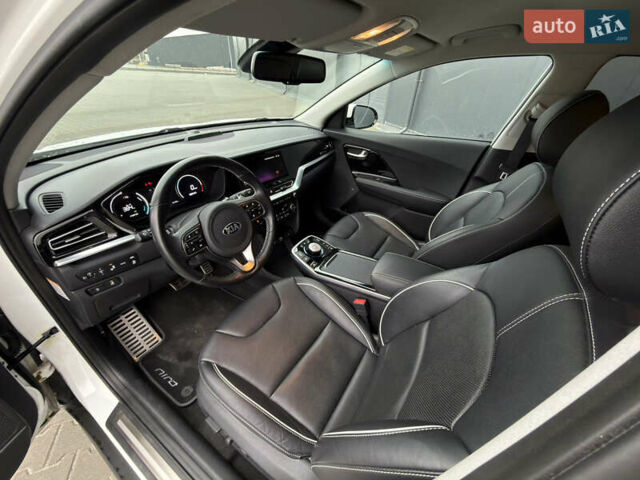 Белый Киа Niro, объемом двигателя 0 л и пробегом 51 тыс. км за 24200 $, фото 22 на Automoto.ua